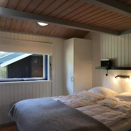 Semesterbostad 4 Star In *